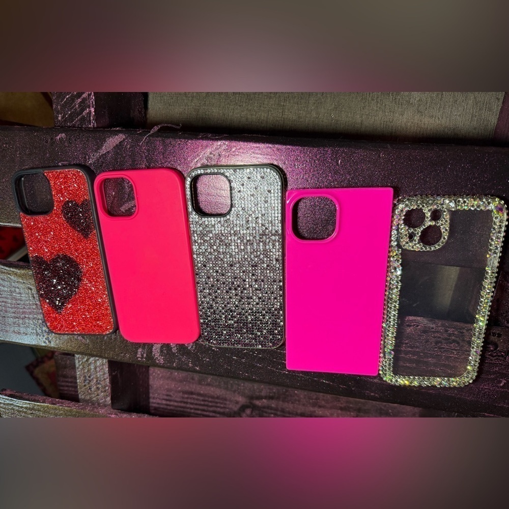 Stylish Glitter Phone Case Set - Red, Pink, Black - Picture 4 of 5